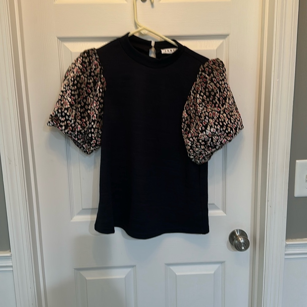 THML Anthropologie navy sweater with velvet bubble sleeves M like new